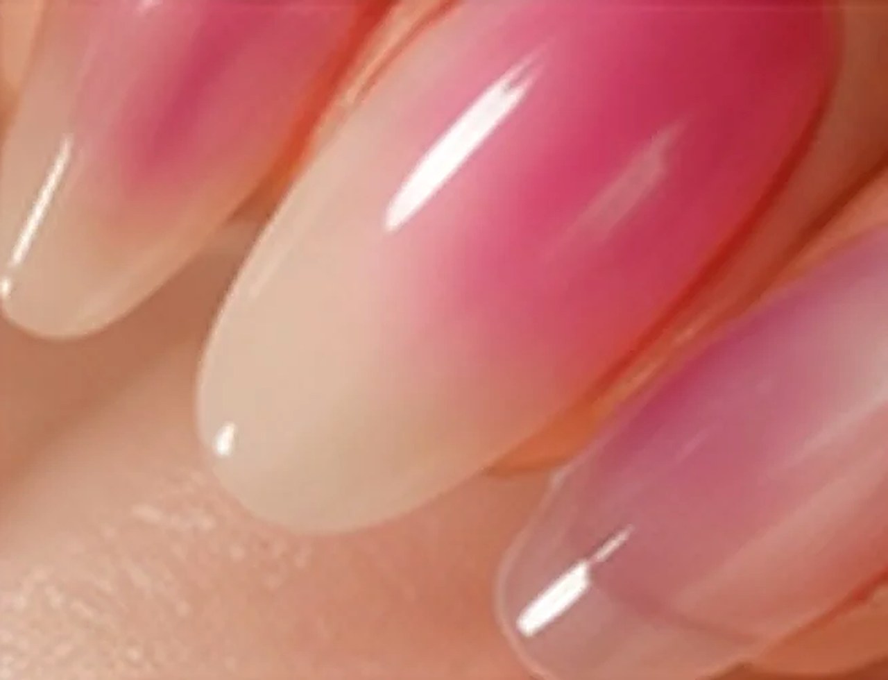 Aura Nails · manucure NK Nails Bar Marrakech